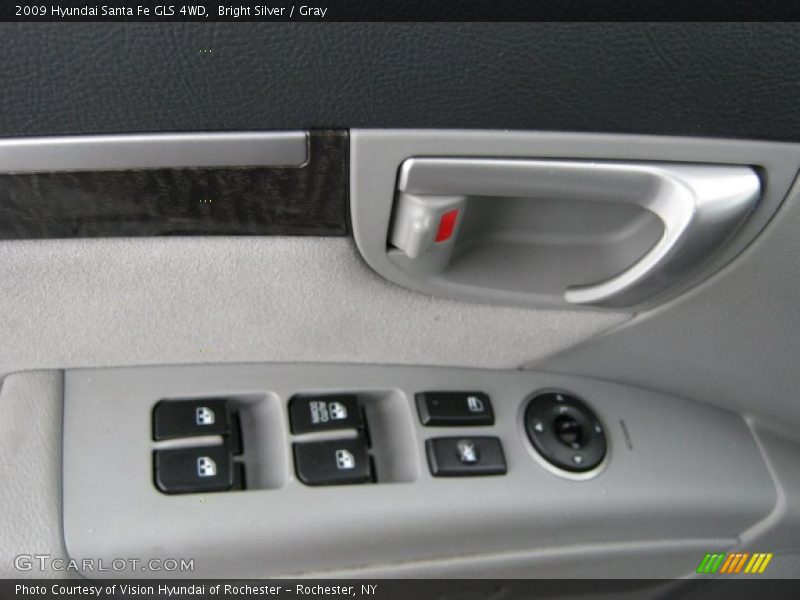Bright Silver / Gray 2009 Hyundai Santa Fe GLS 4WD