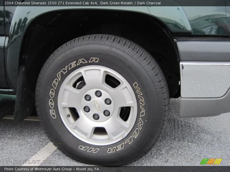 Dark Green Metallic / Dark Charcoal 2004 Chevrolet Silverado 1500 Z71 Extended Cab 4x4