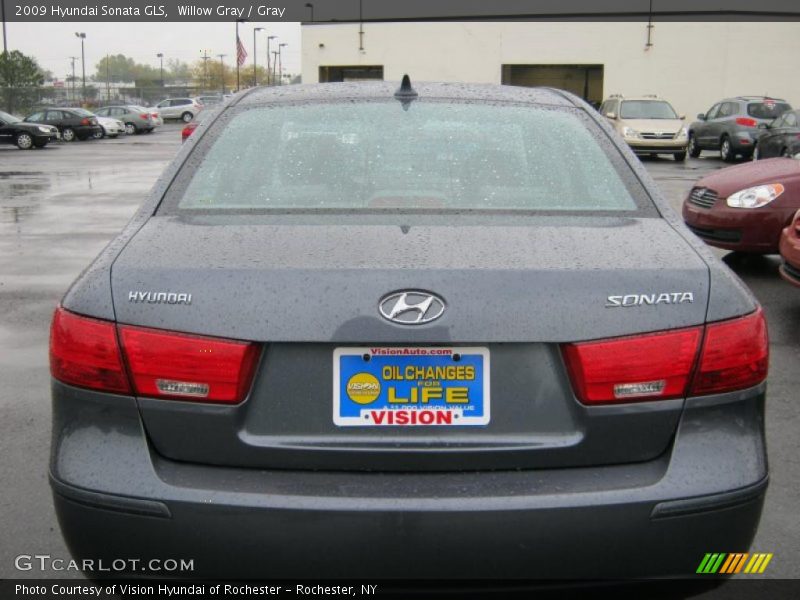 Willow Gray / Gray 2009 Hyundai Sonata GLS