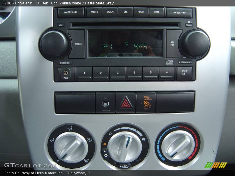 Cool Vanilla White / Pastel Slate Gray 2006 Chrysler PT Cruiser