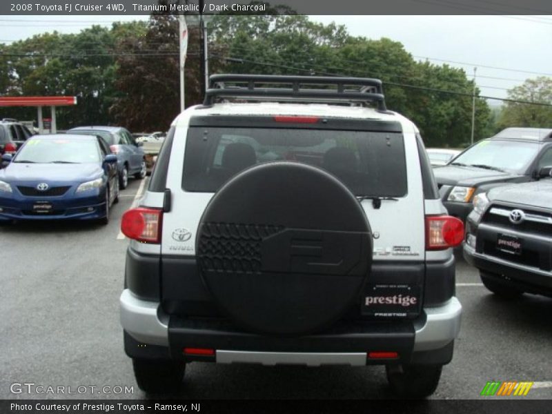 Titanium Metallic / Dark Charcoal 2008 Toyota FJ Cruiser 4WD
