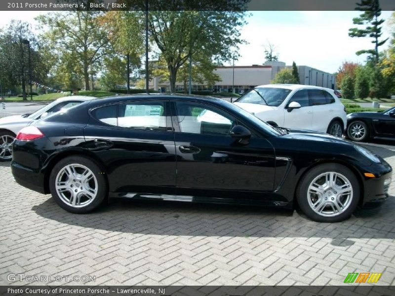 Black / Black 2011 Porsche Panamera 4