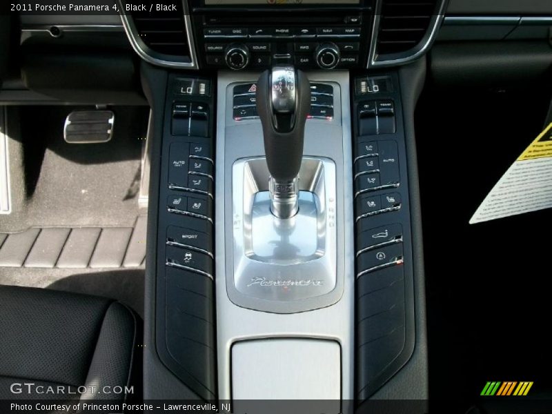 Black / Black 2011 Porsche Panamera 4