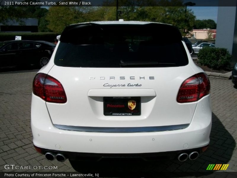 Sand White / Black 2011 Porsche Cayenne Turbo