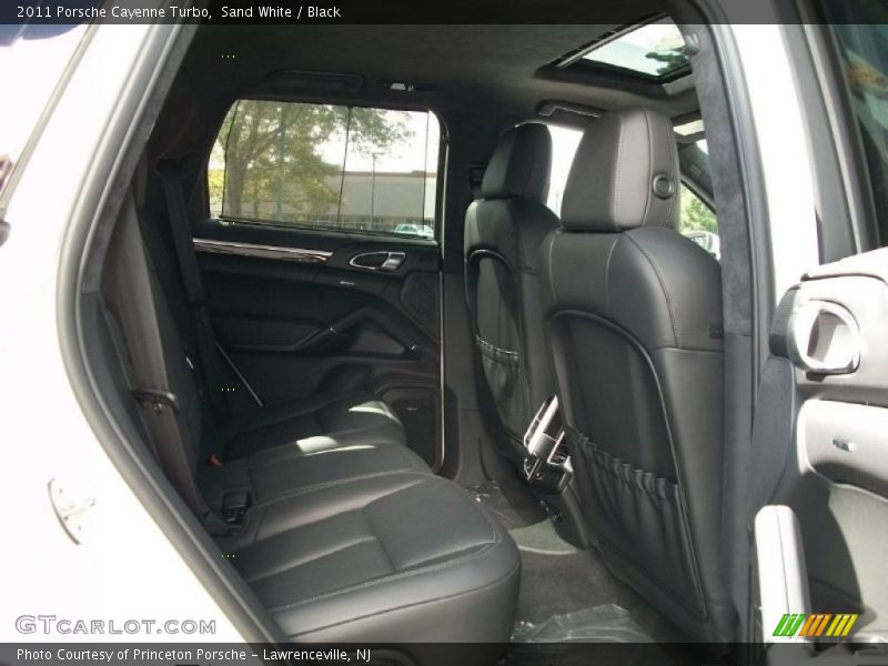 Sand White / Black 2011 Porsche Cayenne Turbo