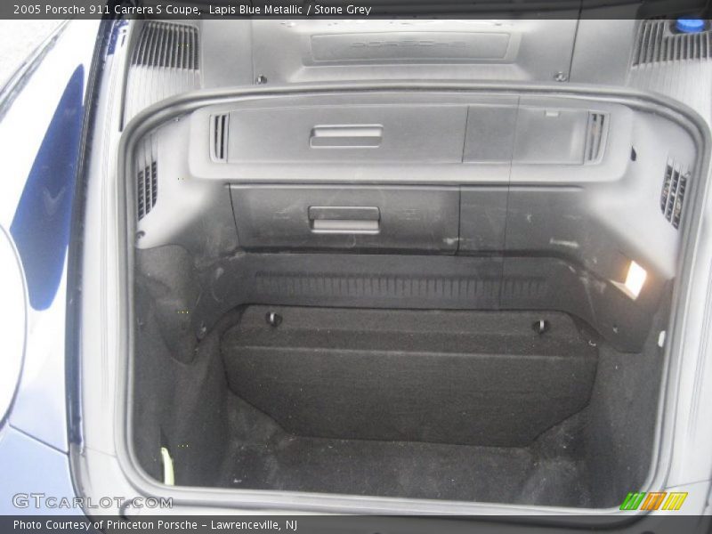 Lapis Blue Metallic / Stone Grey 2005 Porsche 911 Carrera S Coupe