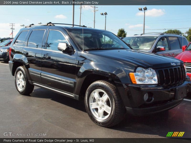 Black / Medium Slate Gray 2006 Jeep Grand Cherokee Laredo 4x4