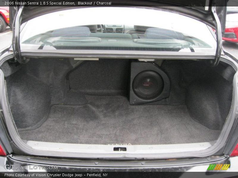 Blackout / Charcoal 2006 Nissan Sentra 1.8 S Special Edition
