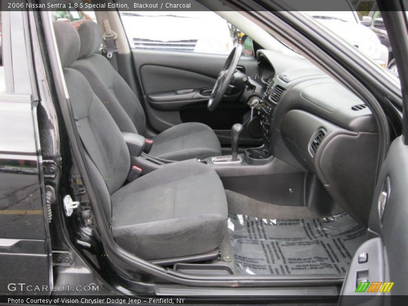 Blackout / Charcoal 2006 Nissan Sentra 1.8 S Special Edition