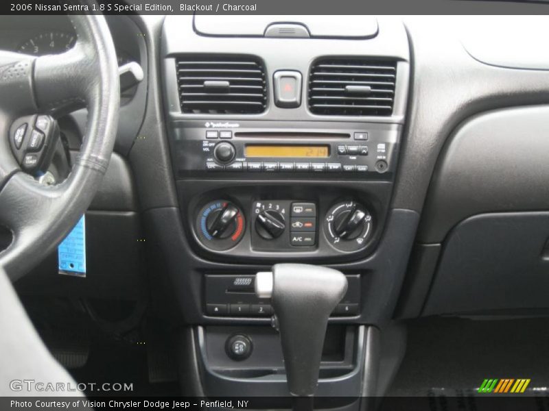 Blackout / Charcoal 2006 Nissan Sentra 1.8 S Special Edition