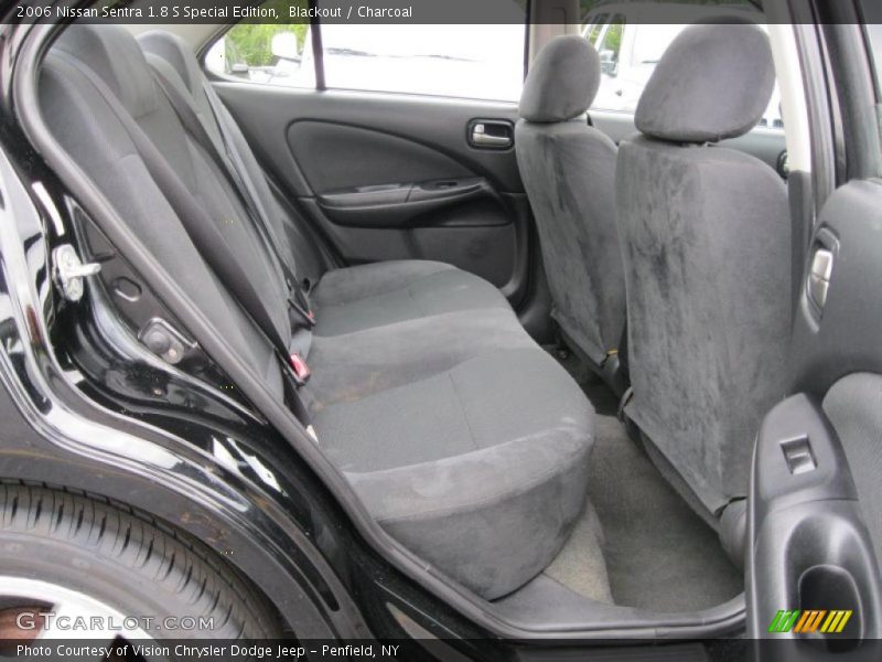 Blackout / Charcoal 2006 Nissan Sentra 1.8 S Special Edition