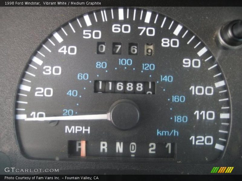 Vibrant White / Medium Graphite 1998 Ford Windstar
