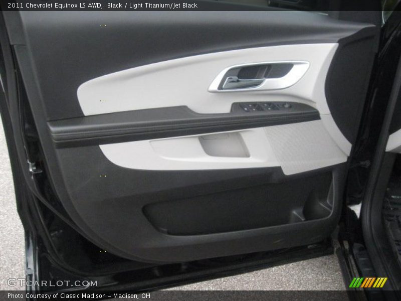 Black / Light Titanium/Jet Black 2011 Chevrolet Equinox LS AWD