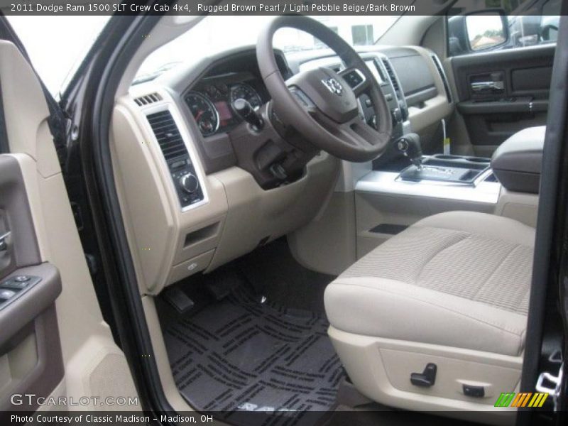 Rugged Brown Pearl / Light Pebble Beige/Bark Brown 2011 Dodge Ram 1500 SLT Crew Cab 4x4