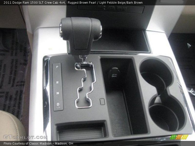 Rugged Brown Pearl / Light Pebble Beige/Bark Brown 2011 Dodge Ram 1500 SLT Crew Cab 4x4