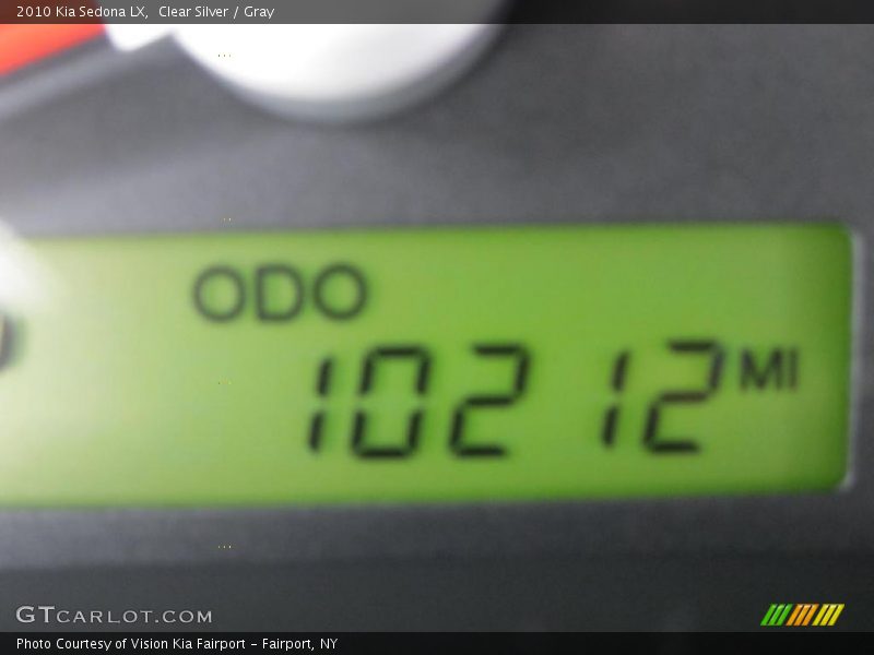 Clear Silver / Gray 2010 Kia Sedona LX