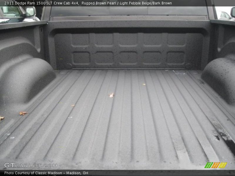 Rugged Brown Pearl / Light Pebble Beige/Bark Brown 2011 Dodge Ram 1500 SLT Crew Cab 4x4