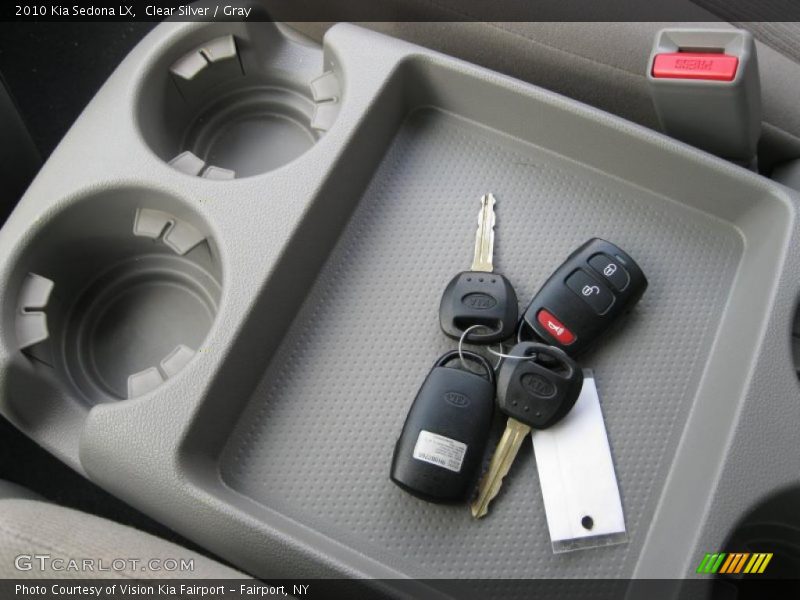 Clear Silver / Gray 2010 Kia Sedona LX