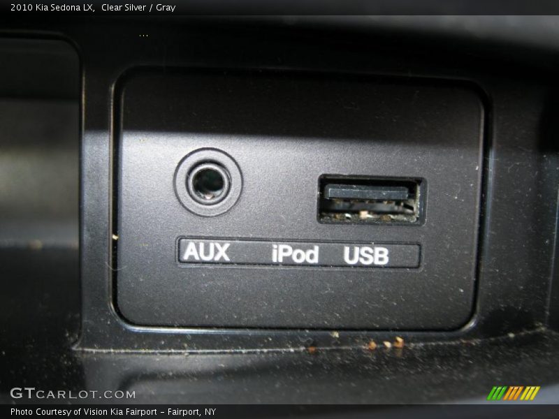 Clear Silver / Gray 2010 Kia Sedona LX