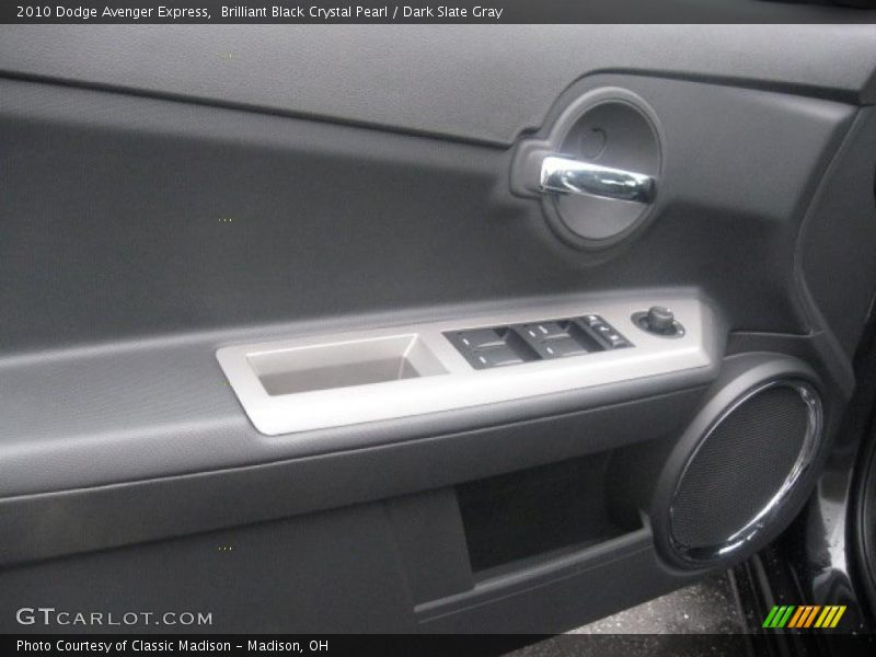 Brilliant Black Crystal Pearl / Dark Slate Gray 2010 Dodge Avenger Express