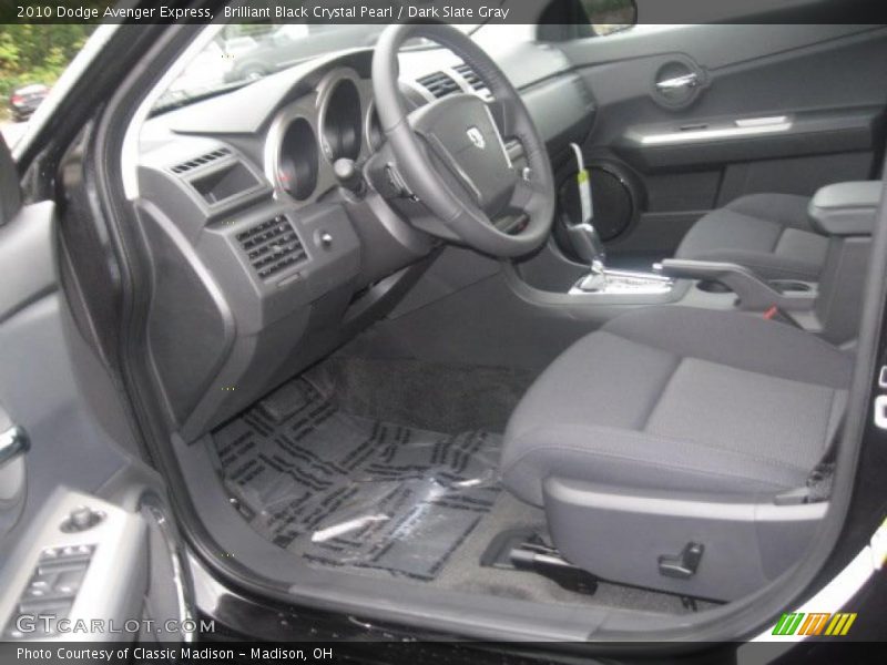 Brilliant Black Crystal Pearl / Dark Slate Gray 2010 Dodge Avenger Express
