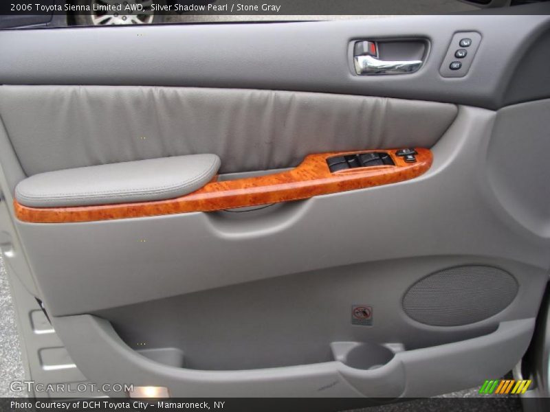 Silver Shadow Pearl / Stone Gray 2006 Toyota Sienna Limited AWD