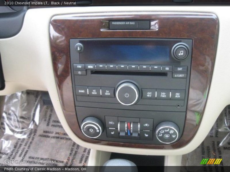 Black / Neutral 2010 Chevrolet Impala LT