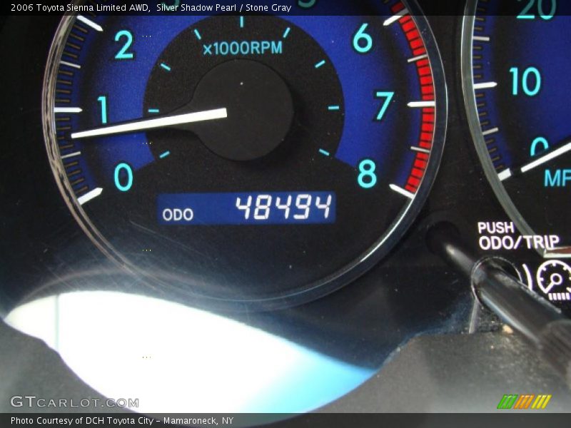 Silver Shadow Pearl / Stone Gray 2006 Toyota Sienna Limited AWD
