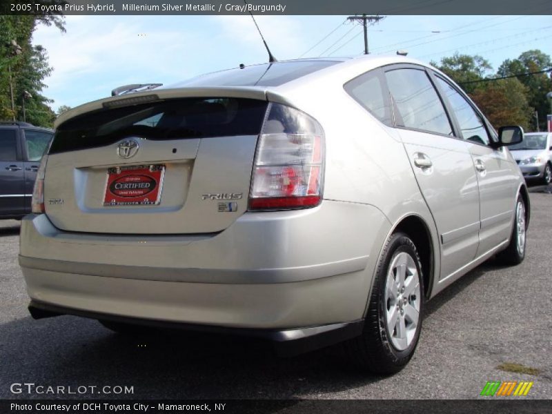 Millenium Silver Metallic / Gray/Burgundy 2005 Toyota Prius Hybrid