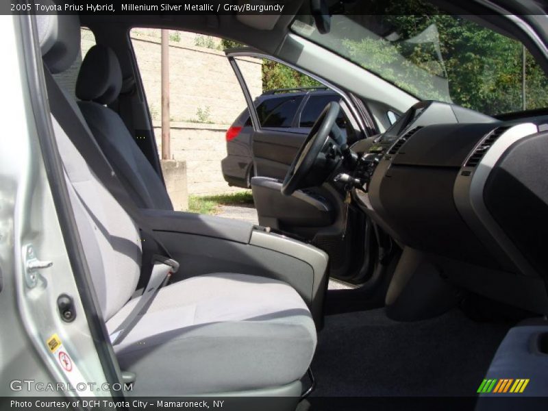Millenium Silver Metallic / Gray/Burgundy 2005 Toyota Prius Hybrid