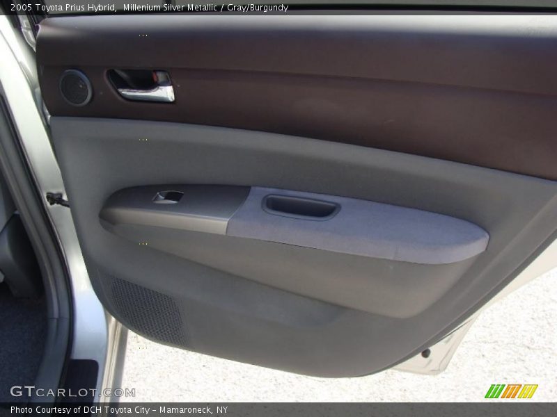 Millenium Silver Metallic / Gray/Burgundy 2005 Toyota Prius Hybrid