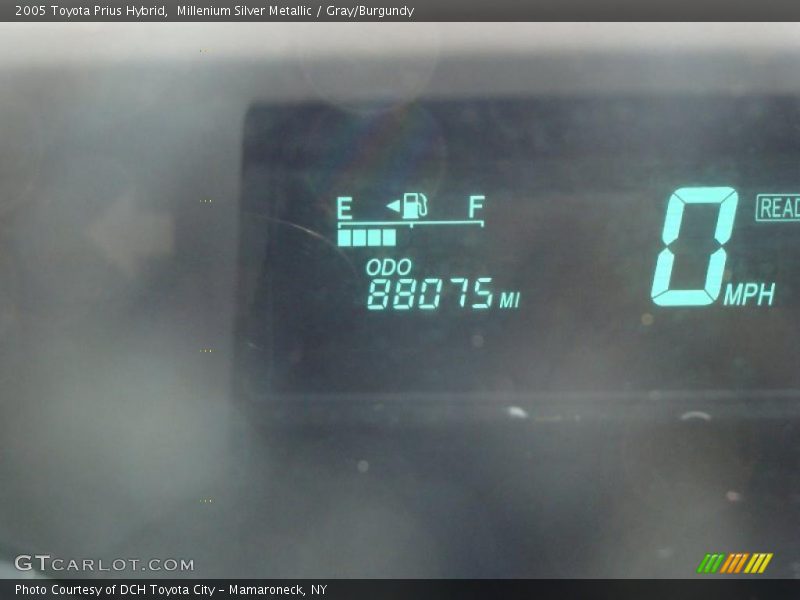 Millenium Silver Metallic / Gray/Burgundy 2005 Toyota Prius Hybrid