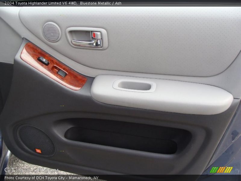 Bluestone Metallic / Ash 2004 Toyota Highlander Limited V6 4WD