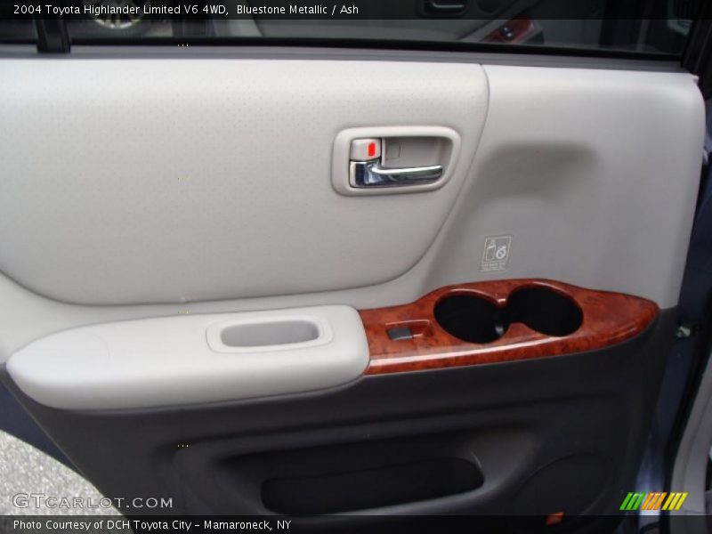 Bluestone Metallic / Ash 2004 Toyota Highlander Limited V6 4WD