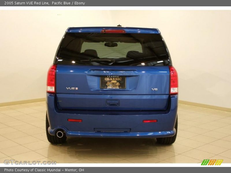 Pacific Blue / Ebony 2005 Saturn VUE Red Line