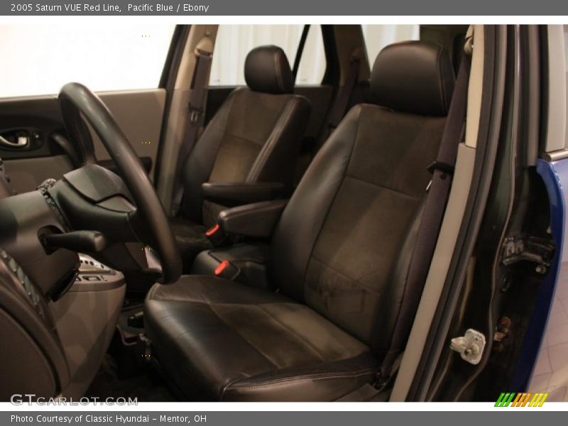 Pacific Blue / Ebony 2005 Saturn VUE Red Line