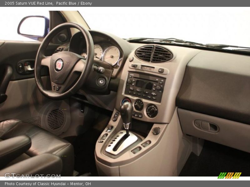 Pacific Blue / Ebony 2005 Saturn VUE Red Line