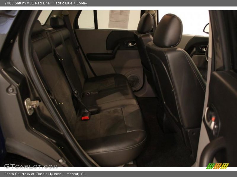 Pacific Blue / Ebony 2005 Saturn VUE Red Line