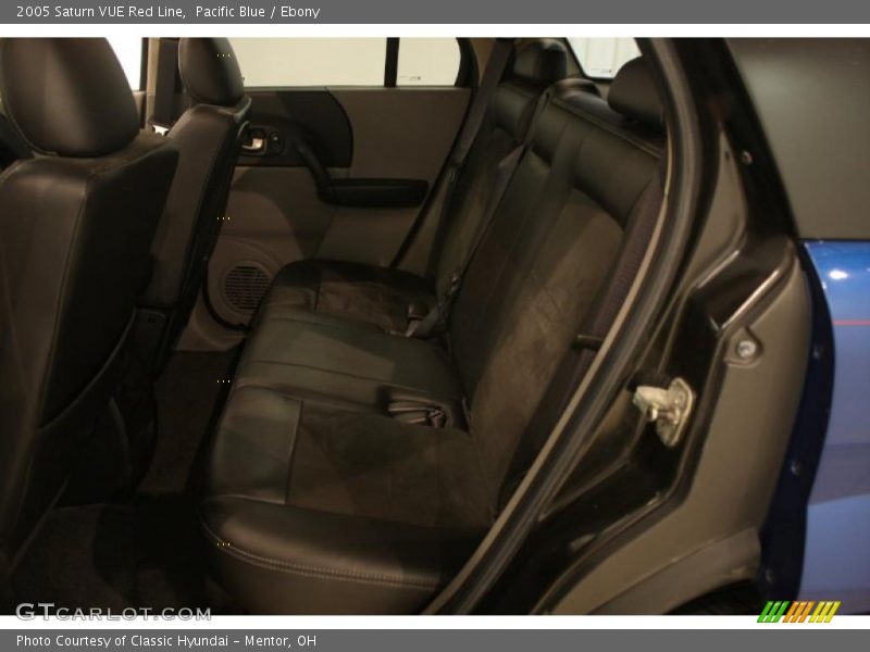 Pacific Blue / Ebony 2005 Saturn VUE Red Line