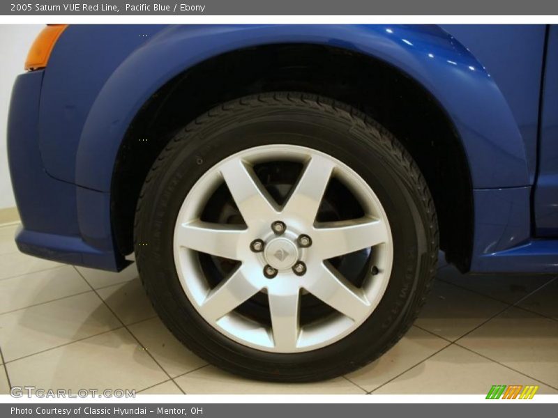 Pacific Blue / Ebony 2005 Saturn VUE Red Line