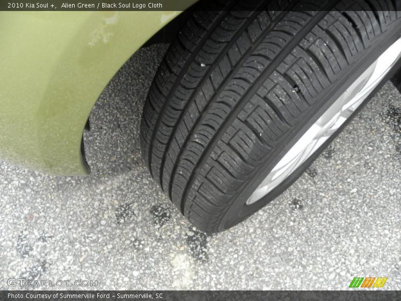 Alien Green / Black Soul Logo Cloth 2010 Kia Soul +