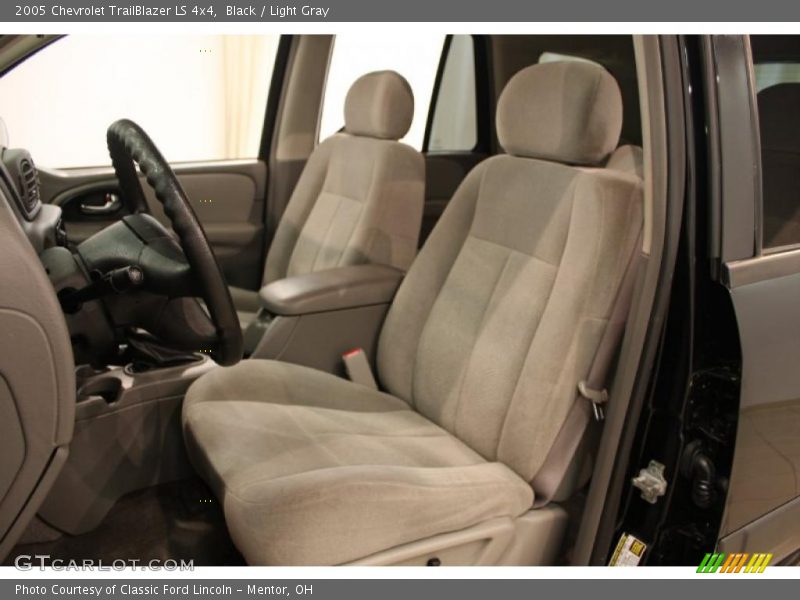 Black / Light Gray 2005 Chevrolet TrailBlazer LS 4x4
