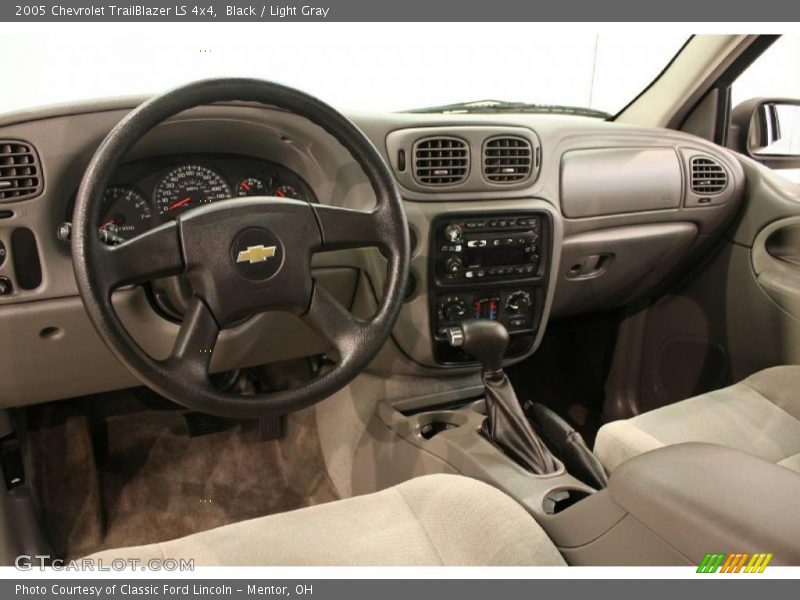 Black / Light Gray 2005 Chevrolet TrailBlazer LS 4x4
