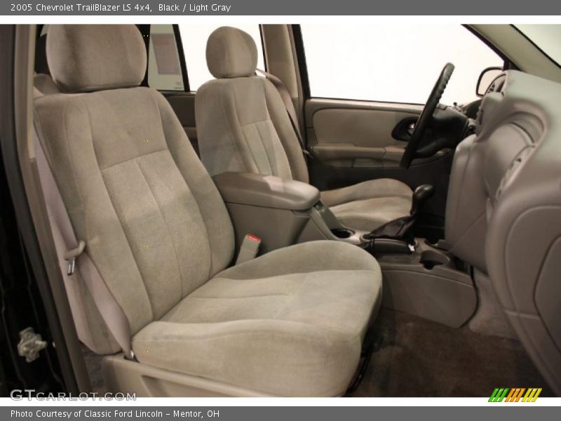 Black / Light Gray 2005 Chevrolet TrailBlazer LS 4x4