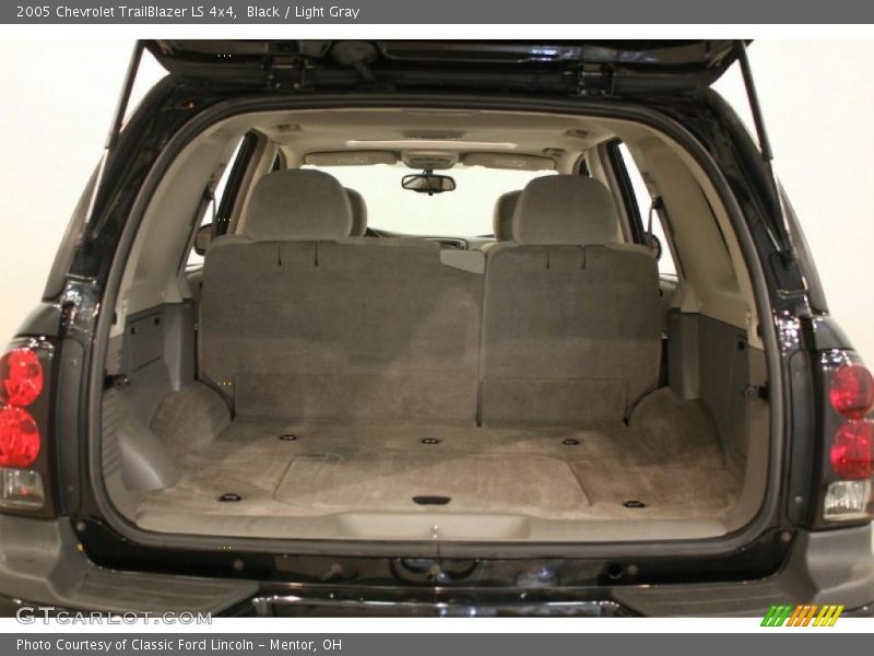 Black / Light Gray 2005 Chevrolet TrailBlazer LS 4x4