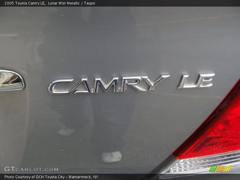 Lunar Mist Metallic / Taupe 2005 Toyota Camry LE