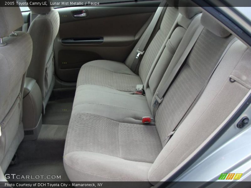 Lunar Mist Metallic / Taupe 2005 Toyota Camry LE