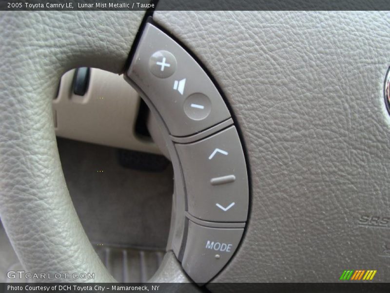 Lunar Mist Metallic / Taupe 2005 Toyota Camry LE