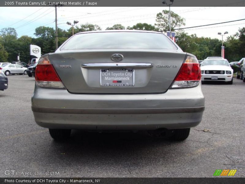 Lunar Mist Metallic / Taupe 2005 Toyota Camry LE