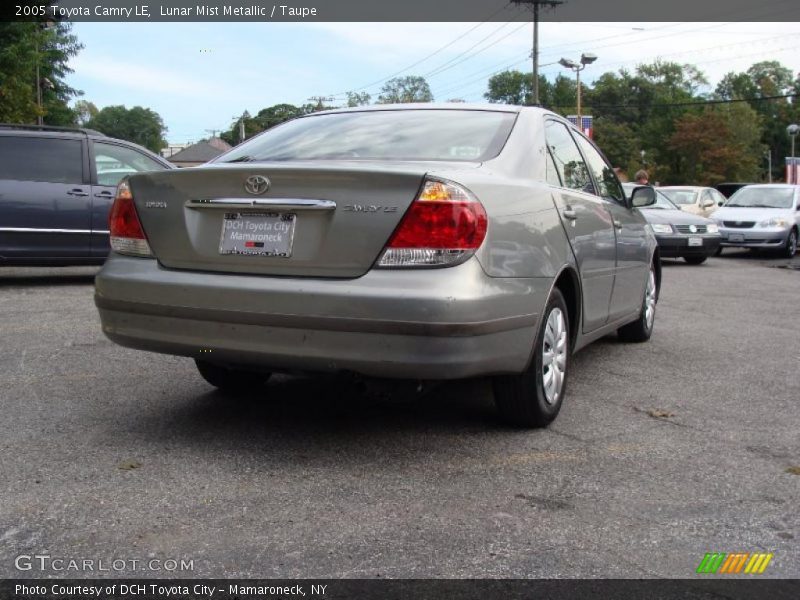 Lunar Mist Metallic / Taupe 2005 Toyota Camry LE